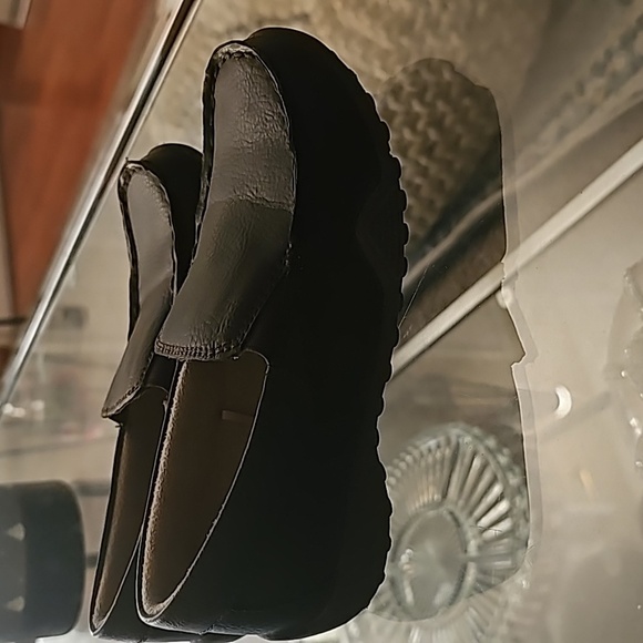 Children's place Loafers boys size 12 - Picture 5 of 6